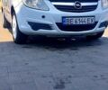 Белый Опель Корса, объемом двигателя 1.2 л и пробегом 238 тыс. км за 2200 $, фото 1 на Automoto.ua
