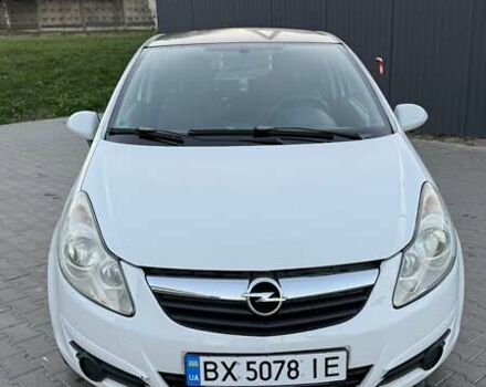 Белый Опель Корса, объемом двигателя 1 л и пробегом 250 тыс. км за 4200 $, фото 3 на Automoto.ua