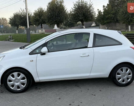 Білий Опель Корса, об'ємом двигуна 1 л та пробігом 250 тис. км за 4200 $, фото 6 на Automoto.ua