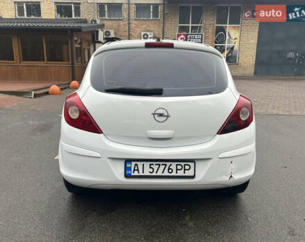 Белый Опель Корса, объемом двигателя 1.25 л и пробегом 375 тыс. км за 3500 $, фото 3 на Automoto.ua