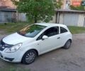 Белый Опель Корса, объемом двигателя 1 л и пробегом 170 тыс. км за 2800 $, фото 1 на Automoto.ua