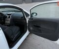 Белый Опель Корса, объемом двигателя 1 л и пробегом 250 тыс. км за 4200 $, фото 10 на Automoto.ua