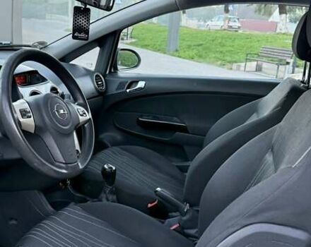 Белый Опель Корса, объемом двигателя 1 л и пробегом 250 тыс. км за 4200 $, фото 8 на Automoto.ua