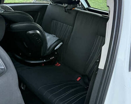 Білий Опель Корса, об'ємом двигуна 1 л та пробігом 250 тис. км за 4200 $, фото 11 на Automoto.ua