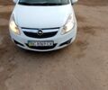 Белый Опель Корса, объемом двигателя 1 л и пробегом 165 тыс. км за 3100 $, фото 5 на Automoto.ua