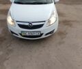 Білий Опель Корса, об'ємом двигуна 1 л та пробігом 161 тис. км за 2500 $, фото 1 на Automoto.ua