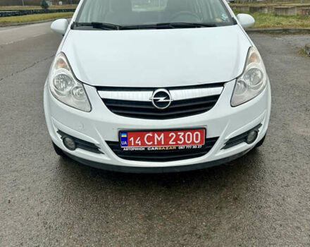 Белый Опель Корса, объемом двигателя 1.2 л и пробегом 131 тыс. км за 6300 $, фото 1 на Automoto.ua