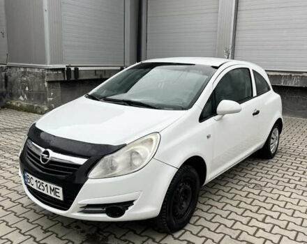 Белый Опель Корса, объемом двигателя 1.23 л и пробегом 349 тыс. км за 2850 $, фото 2 на Automoto.ua