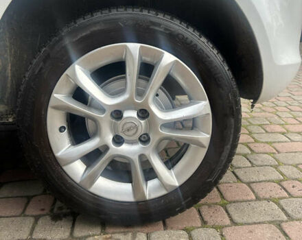 Белый Опель Корса, объемом двигателя 1.2 л и пробегом 131 тыс. км за 6300 $, фото 10 на Automoto.ua