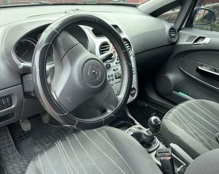 Белый Опель Корса, объемом двигателя 1.2 л и пробегом 232 тыс. км за 4600 $, фото 6 на Automoto.ua