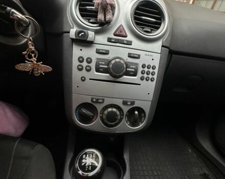 Білий Опель Корса, об'ємом двигуна 1.2 л та пробігом 232 тис. км за 4600 $, фото 3 на Automoto.ua