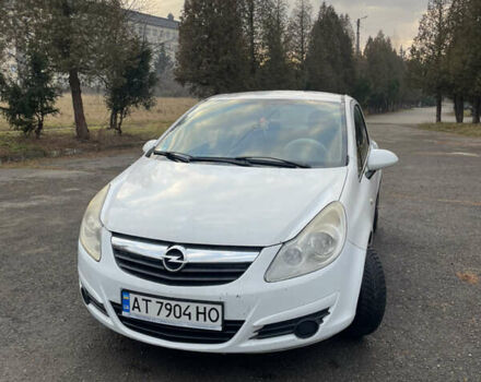 Білий Опель Корса, об'ємом двигуна 1.2 л та пробігом 300 тис. км за 3900 $, фото 1 на Automoto.ua