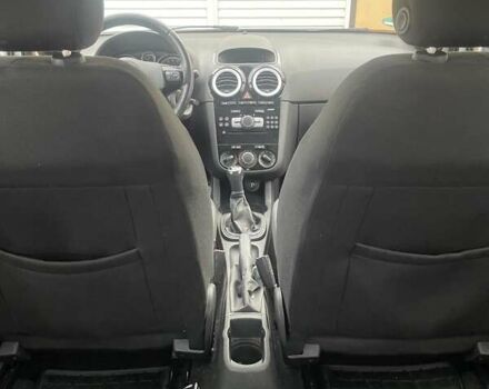 Белый Опель Корса, объемом двигателя 1.4 л и пробегом 150 тыс. км за 6500 $, фото 6 на Automoto.ua