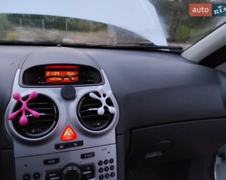 Білий Опель Корса, об'ємом двигуна 1.3 л та пробігом 245 тис. км за 4500 $, фото 6 на Automoto.ua