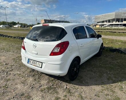 Белый Опель Корса, объемом двигателя 1.4 л и пробегом 190 тыс. км за 4999 $, фото 2 на Automoto.ua