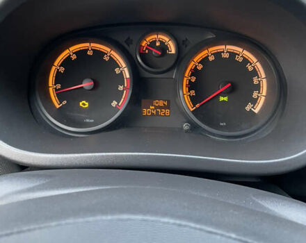 Білий Опель Корса, об'ємом двигуна 1.2 л та пробігом 300 тис. км за 3900 $, фото 12 на Automoto.ua