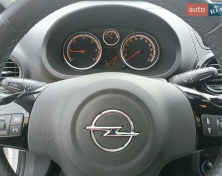 Белый Опель Корса, объемом двигателя 1.3 л и пробегом 207 тыс. км за 5500 $, фото 11 на Automoto.ua