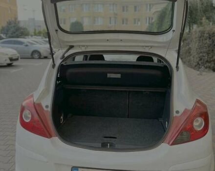 Білий Опель Корса, об'ємом двигуна 1.25 л та пробігом 257 тис. км за 5500 $, фото 14 на Automoto.ua