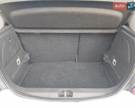 Белый Опель Корса, объемом двигателя 1.2 л и пробегом 280 тыс. км за 5100 $, фото 10 на Automoto.ua