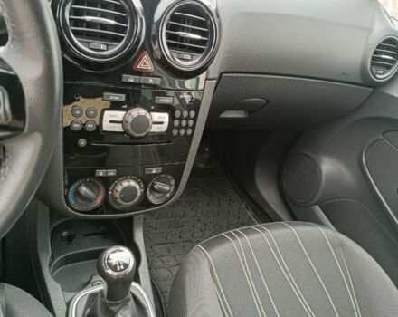 Білий Опель Корса, об'ємом двигуна 1.3 л та пробігом 207 тис. км за 5500 $, фото 11 на Automoto.ua