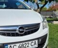 Белый Опель Корса, объемом двигателя 1.23 л и пробегом 328 тыс. км за 3300 $, фото 2 на Automoto.ua