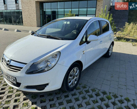 Білий Опель Корса, об'ємом двигуна 1.25 л та пробігом 206 тис. км за 4900 $, фото 3 на Automoto.ua