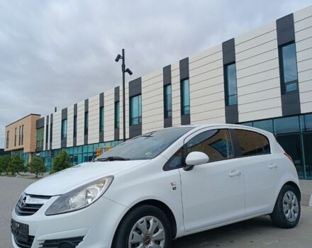 Білий Опель Корса, об'ємом двигуна 1.3 л та пробігом 207 тис. км за 5500 $, фото 3 на Automoto.ua