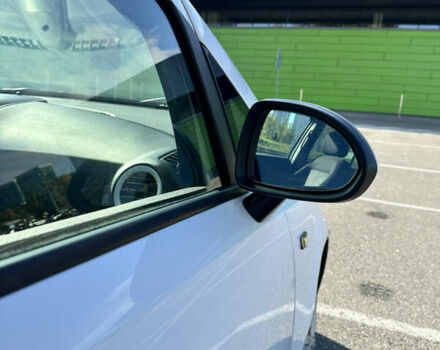 Белый Опель Корса, объемом двигателя 1.23 л и пробегом 185 тыс. км за 4100 $, фото 10 на Automoto.ua