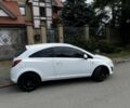 Белый Опель Корса, объемом двигателя 1.2 л и пробегом 240 тыс. км за 3601 $, фото 1 на Automoto.ua
