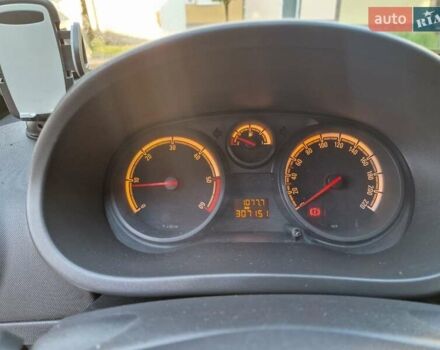 Білий Опель Корса, об'ємом двигуна 1.3 л та пробігом 308 тис. км за 4450 $, фото 10 на Automoto.ua