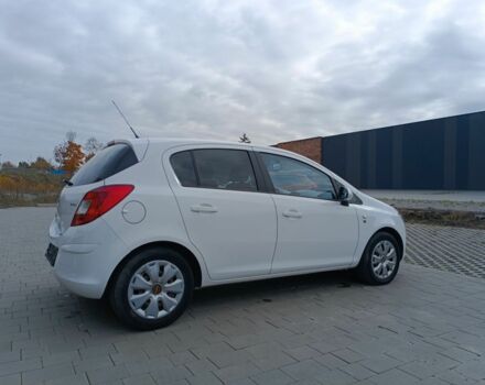 Білий Опель Корса, об'ємом двигуна 1.3 л та пробігом 207 тис. км за 5500 $, фото 6 на Automoto.ua