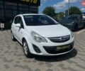 Белый Опель Корса, объемом двигателя 1.25 л и пробегом 235 тыс. км за 5800 $, фото 1 на Automoto.ua