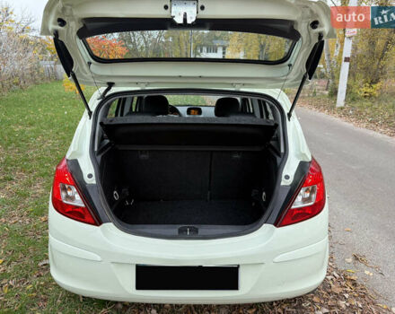 Білий Опель Корса, об'ємом двигуна 1.4 л та пробігом 59 тис. км за 8400 $, фото 31 на Automoto.ua