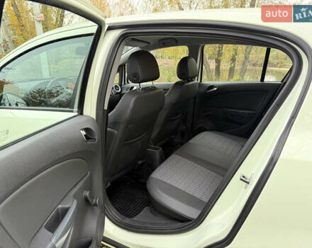 Білий Опель Корса, об'ємом двигуна 1.4 л та пробігом 59 тис. км за 8400 $, фото 17 на Automoto.ua