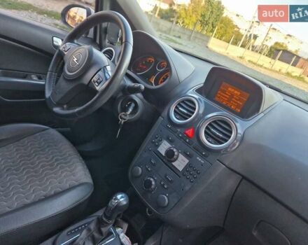 Белый Опель Корса, объемом двигателя 1.4 л и пробегом 157 тыс. км за 5950 $, фото 15 на Automoto.ua