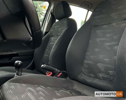 Белый Опель Корса, объемом двигателя 1.2 л и пробегом 262 тыс. км за 4999 $, фото 13 на Automoto.ua