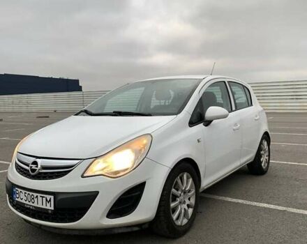 Белый Опель Корса, объемом двигателя 1.23 л и пробегом 221 тыс. км за 5500 $, фото 2 на Automoto.ua