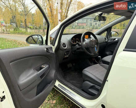 Білий Опель Корса, об'ємом двигуна 1.4 л та пробігом 59 тис. км за 8400 $, фото 12 на Automoto.ua