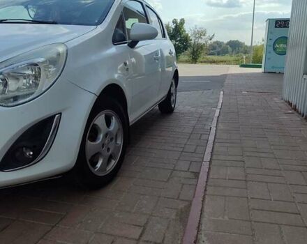 Білий Опель Корса, об'ємом двигуна 1.25 л та пробігом 225 тис. км за 5400 $, фото 3 на Automoto.ua