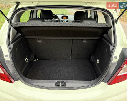 Білий Опель Корса, об'ємом двигуна 1.4 л та пробігом 59 тис. км за 8400 $, фото 32 на Automoto.ua