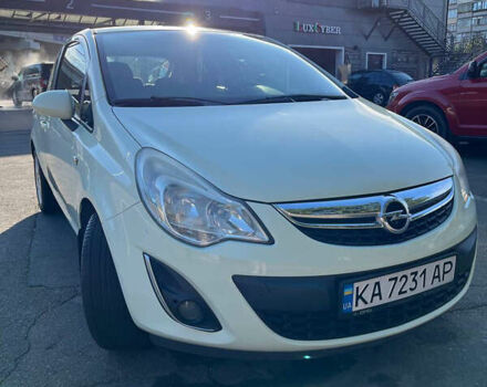 Белый Опель Корса, объемом двигателя 1.2 л и пробегом 174 тыс. км за 5900 $, фото 1 на Automoto.ua
