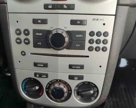 Білий Опель Корса, об'ємом двигуна 1.25 л та пробігом 225 тис. км за 5400 $, фото 10 на Automoto.ua