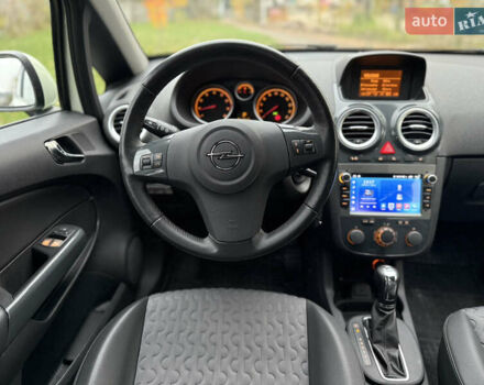 Білий Опель Корса, об'ємом двигуна 1.4 л та пробігом 59 тис. км за 8400 $, фото 25 на Automoto.ua