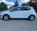 Белый Опель Корса, объемом двигателя 1.23 л и пробегом 252 тыс. км за 6200 $, фото 1 на Automoto.ua