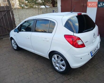 Белый Опель Корса, объемом двигателя 1.4 л и пробегом 82 тыс. км за 8500 $, фото 5 на Automoto.ua