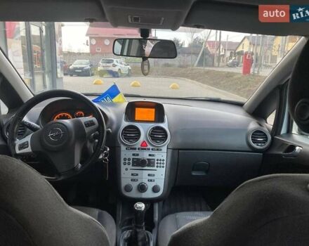 Білий Опель Корса, об'ємом двигуна 1.23 л та пробігом 178 тис. км за 5099 $, фото 1 на Automoto.ua