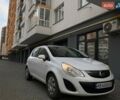 Белый Опель Корса, объемом двигателя 1.23 л и пробегом 175 тыс. км за 5099 $, фото 1 на Automoto.ua