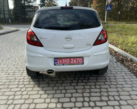 Білий Опель Корса, об'ємом двигуна 1.4 л та пробігом 130 тис. км за 8400 $, фото 8 на Automoto.ua