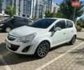 Белый Опель Корса, объемом двигателя 1.23 л и пробегом 177 тыс. км за 4500 $, фото 3 на Automoto.ua