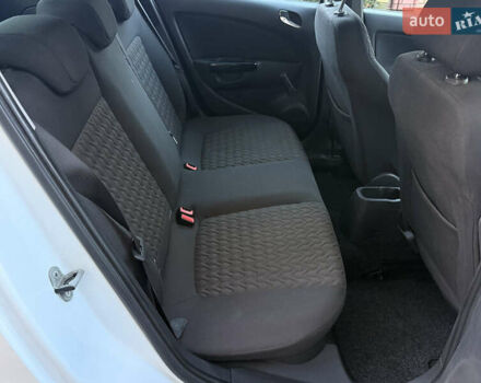 Белый Опель Корса, объемом двигателя 1.4 л и пробегом 86 тыс. км за 9100 $, фото 31 на Automoto.ua